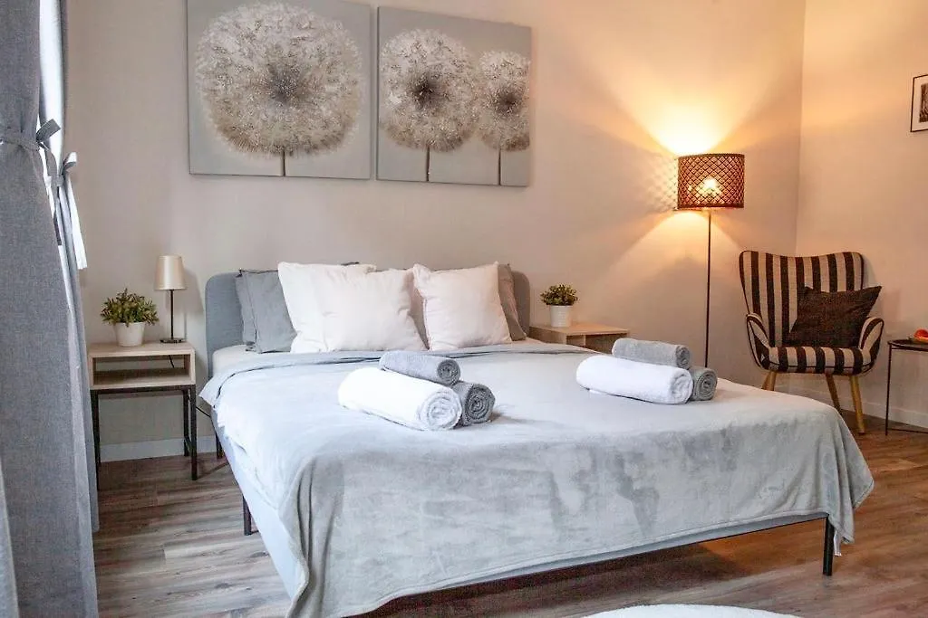 Barbaras Modern Apartment Budapest